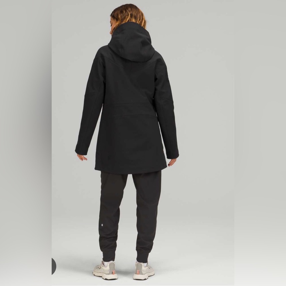 Lululemon RepelShell Rain Jacket - Picture 2 of 9